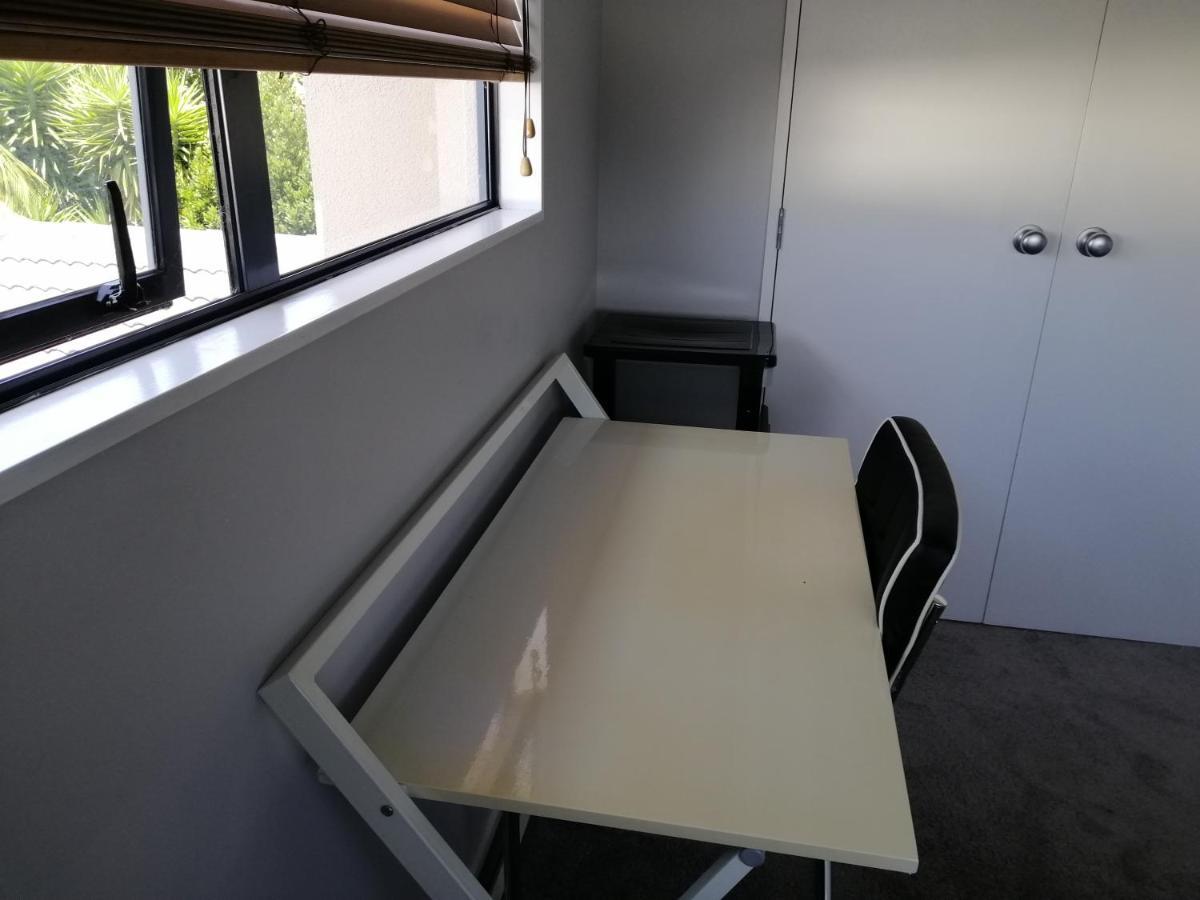 Double Room With Shared Bathroom Auckland Exterior photo